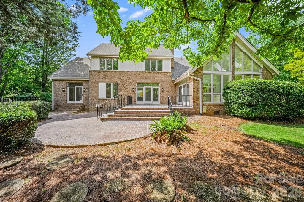 5901 Marsailles Court Charlotte NC 28277