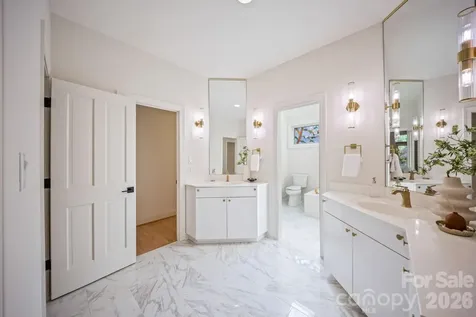 5901 Marsailles Court Charlotte NC 28277