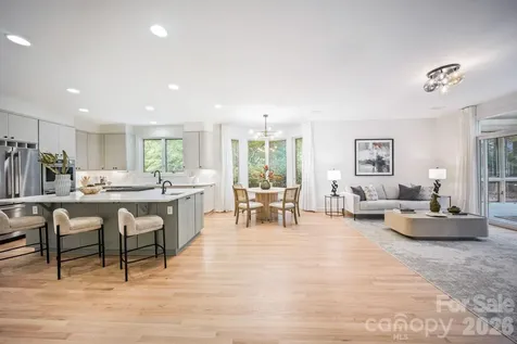 5901 Marsailles Court Charlotte NC 28277