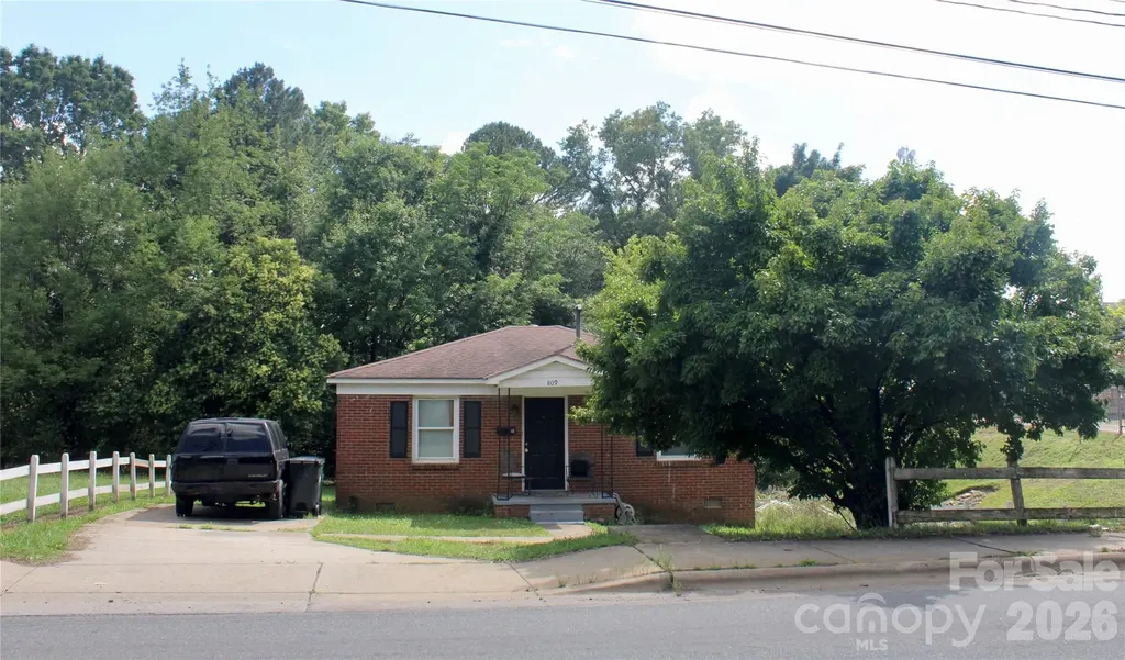 809 Norris Avenue Charlotte NC 28206
