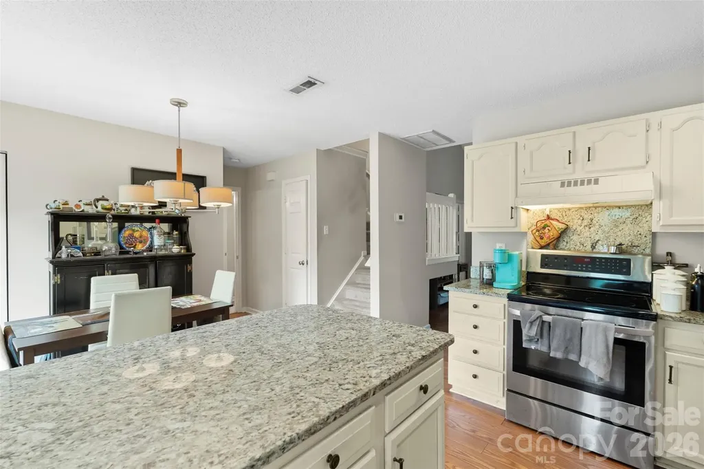 9005 Four Mile Creek Road Charlotte NC 28277