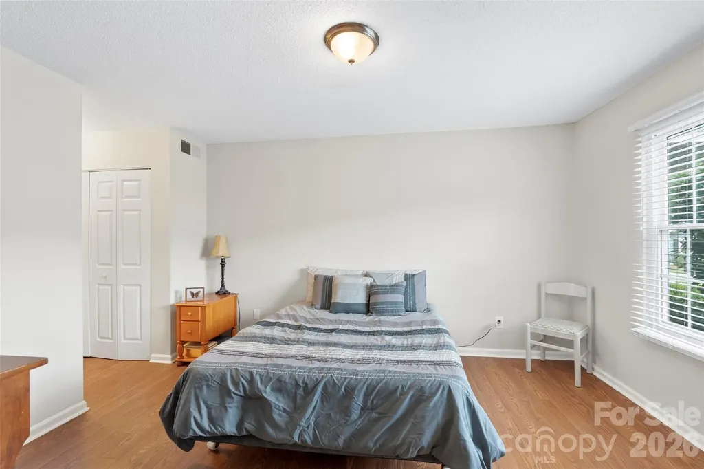 9005 Four Mile Creek Road Charlotte NC 28277