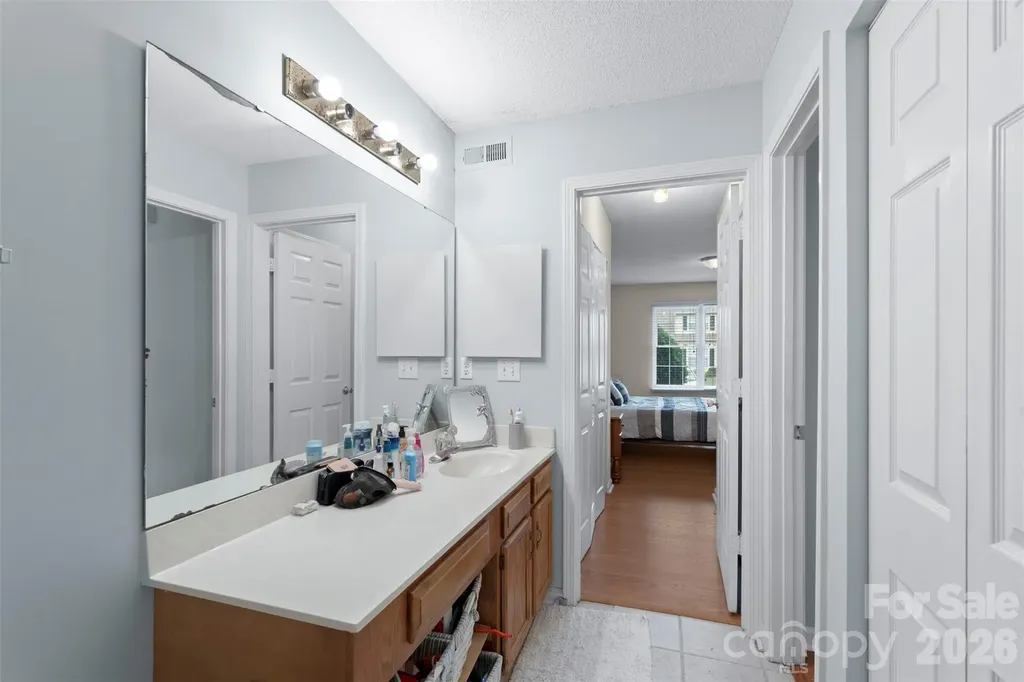 9005 Four Mile Creek Road Charlotte NC 28277