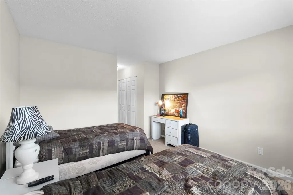 9005 Four Mile Creek Road Charlotte NC 28277