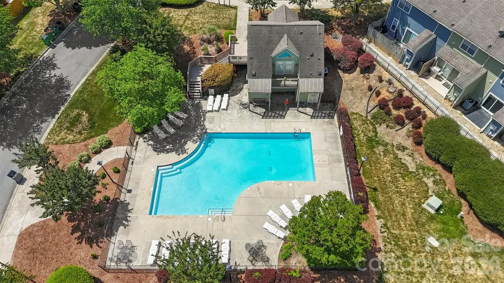 9005 Four Mile Creek Road Charlotte NC 28277