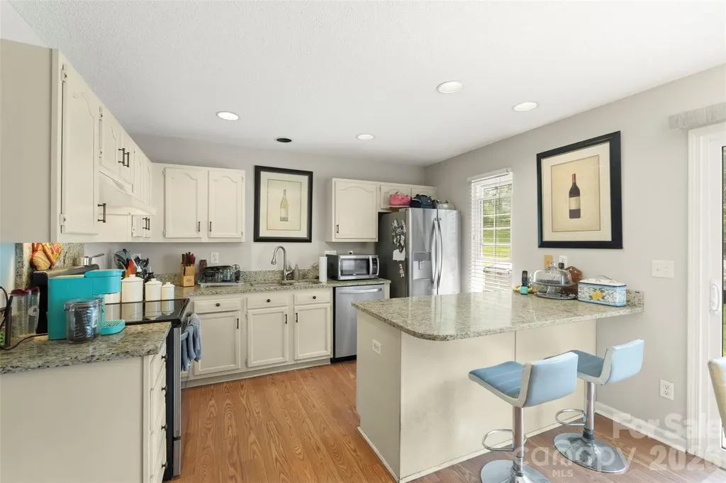 9005 Four Mile Creek Road Charlotte NC 28277