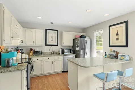 9005 Four Mile Creek Road Charlotte NC 28277