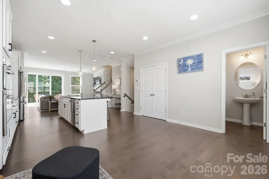 507 Upper Stone Circle Charlotte NC 28211