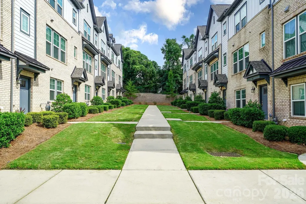 507 Upper Stone Circle Charlotte NC 28211