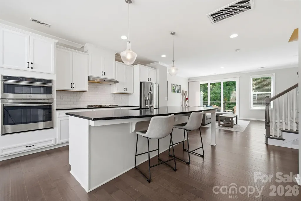 507 Upper Stone Circle Charlotte NC 28211