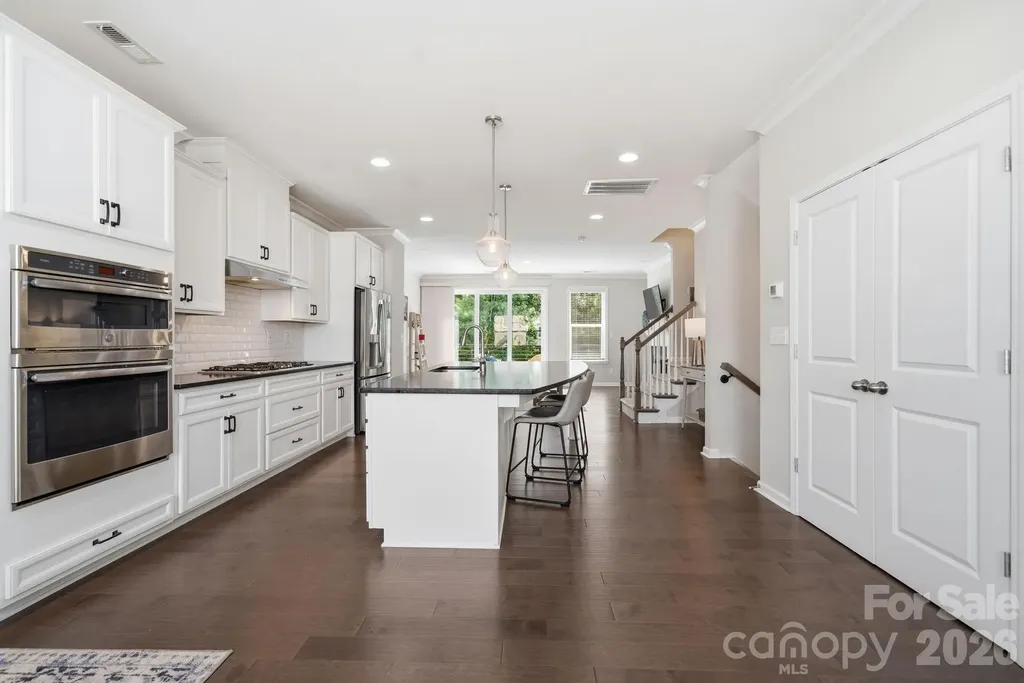 507 Upper Stone Circle Charlotte NC 28211