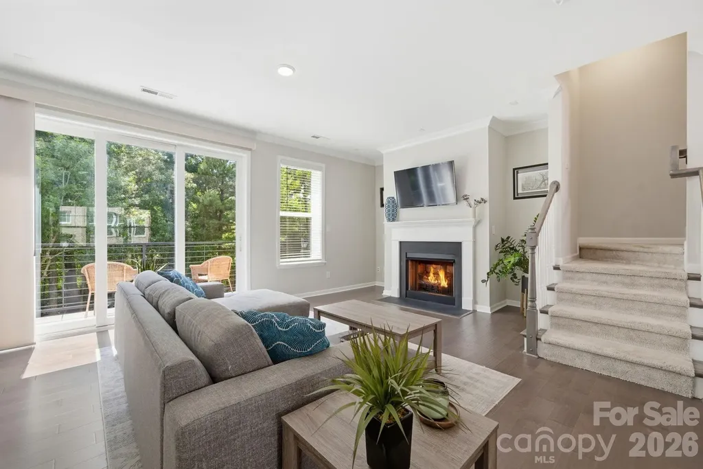 507 Upper Stone Circle Charlotte NC 28211