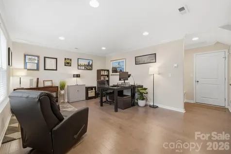 507 Upper Stone Circle Charlotte NC 28211