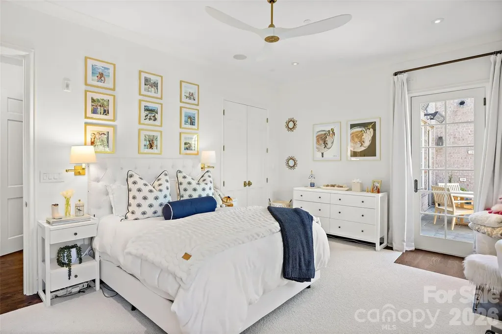 182 Cherokee Road Charlotte NC 28207