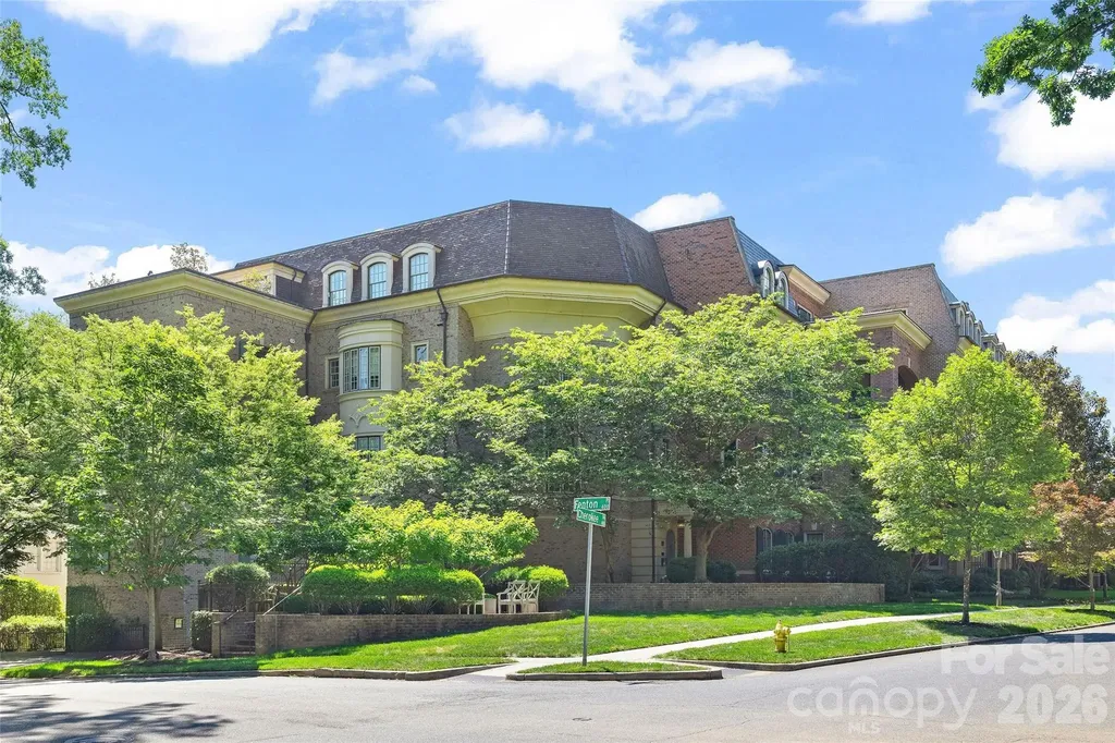 182 Cherokee Road Charlotte NC 28207