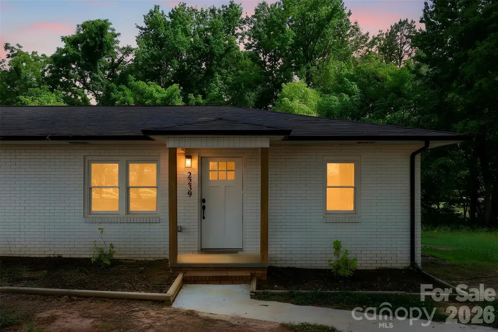 2237-2239 Catawba Heights Road Lincolnton NC 28092