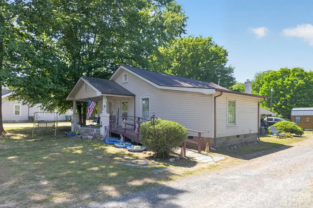 512 W Bank Street Salisbury NC 28146