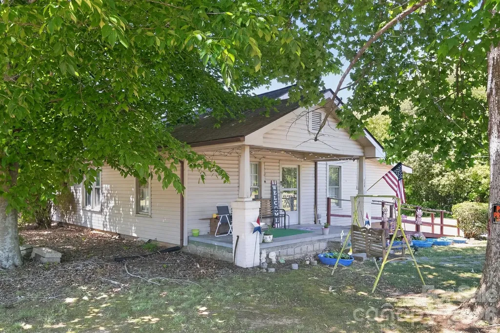 512 W Bank Street Salisbury NC 28146
