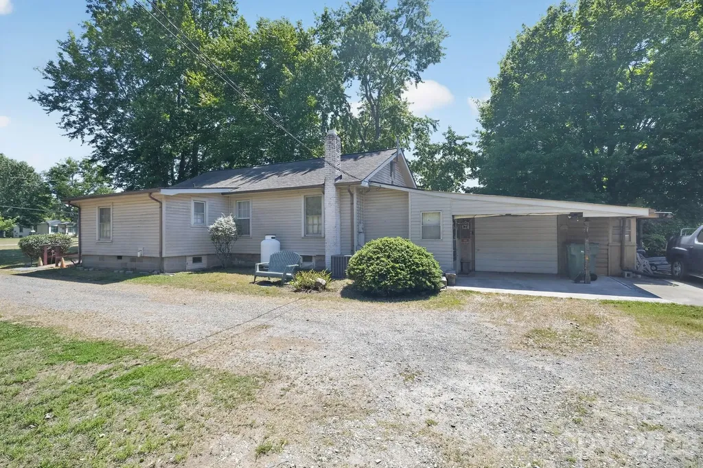 512 W Bank Street Salisbury NC 28146