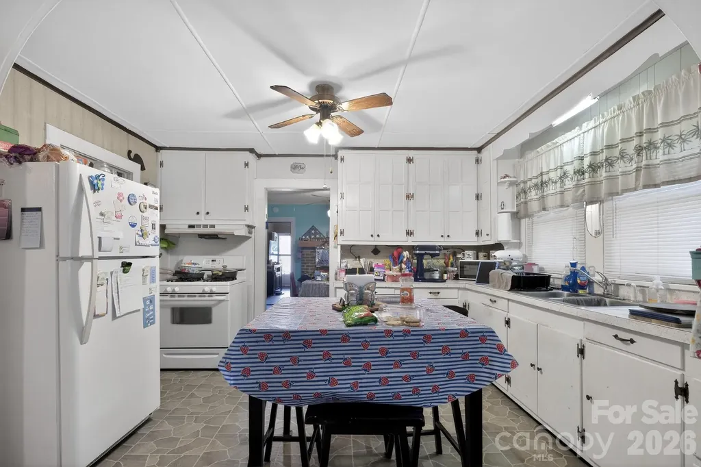 512 W Bank Street Salisbury NC 28146