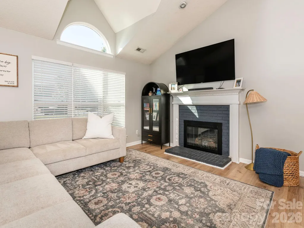 3930 Huntmeadow Drive Charlotte NC 28269