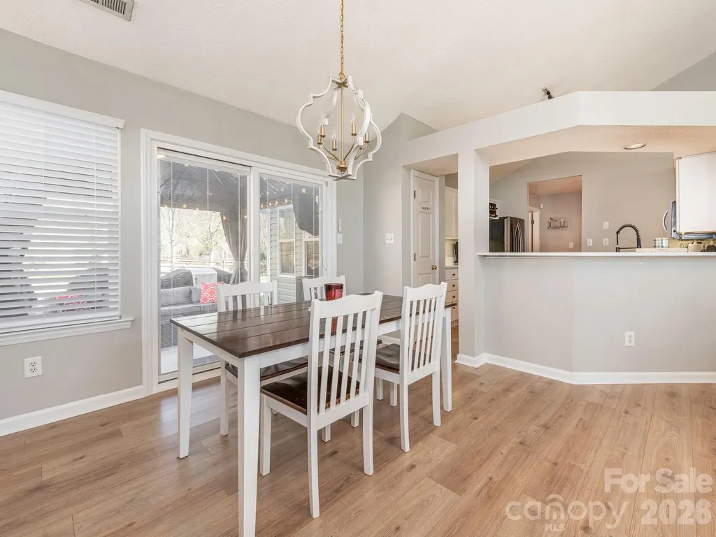 3930 Huntmeadow Drive Charlotte NC 28269