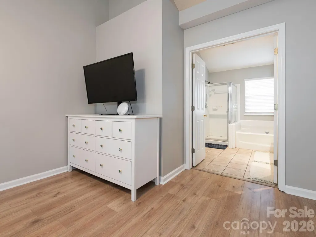 3930 Huntmeadow Drive Charlotte NC 28269