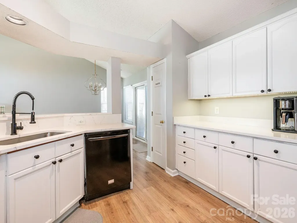 3930 Huntmeadow Drive Charlotte NC 28269
