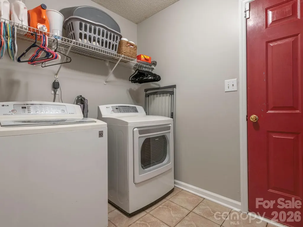 3930 Huntmeadow Drive Charlotte NC 28269