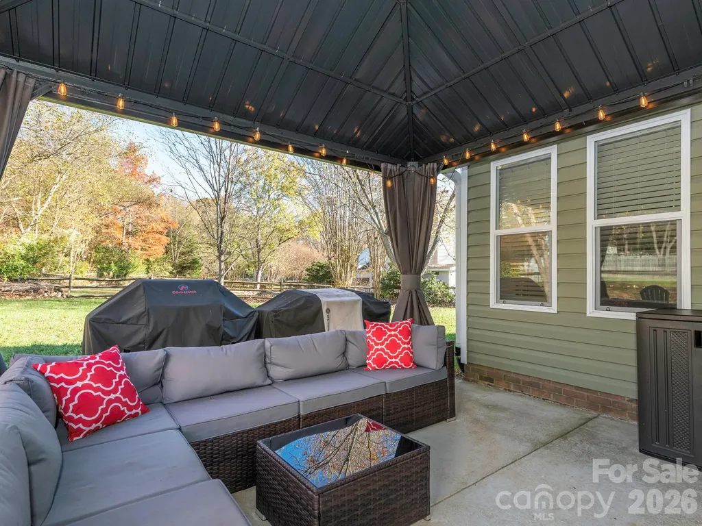 3930 Huntmeadow Drive Charlotte NC 28269