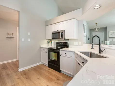 3930 Huntmeadow Drive Charlotte NC 28269