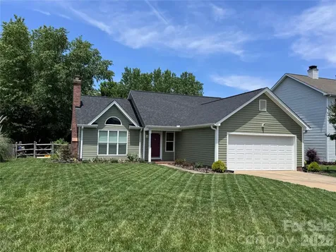 3930 Huntmeadow Drive Charlotte NC 28269