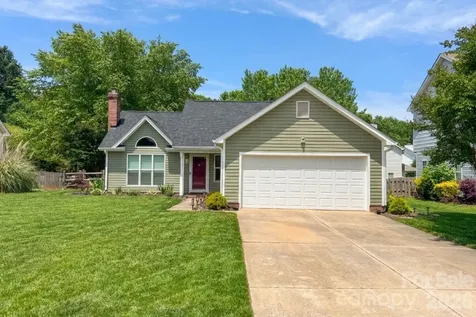 3930 Huntmeadow Drive Charlotte NC 28269