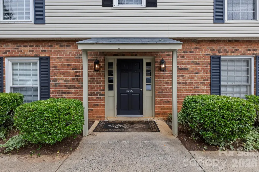 5925 Quail Hollow Road Charlotte NC 28210