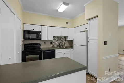 5925 Quail Hollow Road Charlotte NC 28210