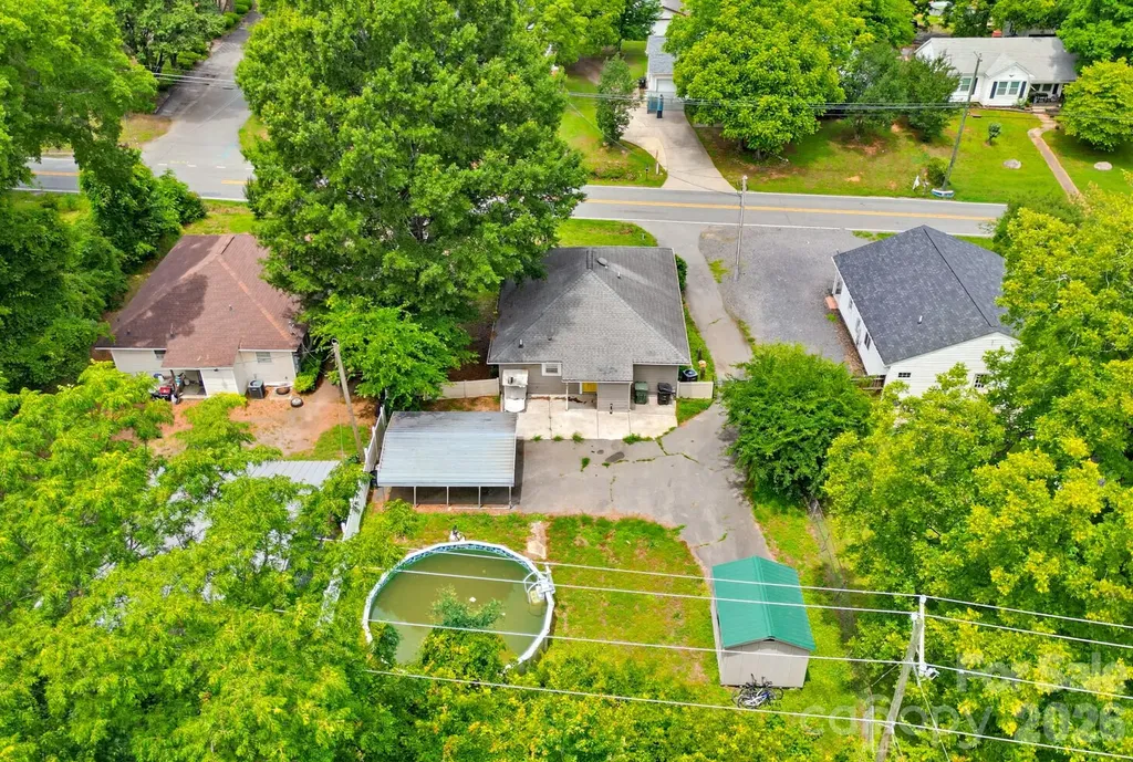 835 Old Charlotte Road SW Concord NC 28027
