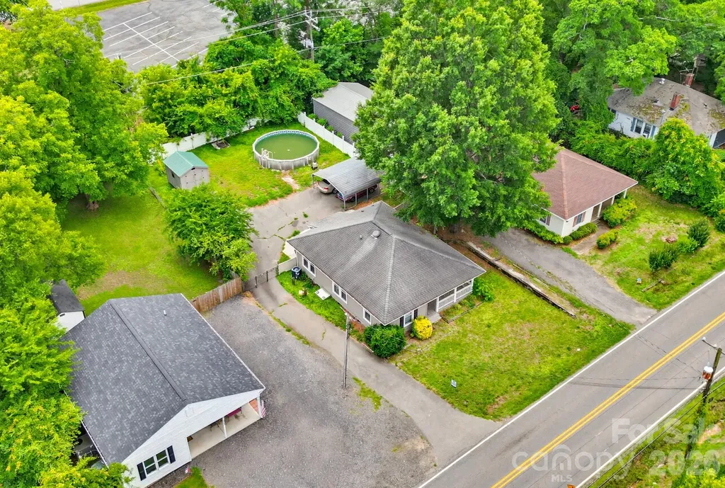 835 Old Charlotte Road SW Concord NC 28027