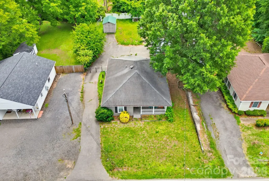 835 Old Charlotte Road SW Concord NC 28027