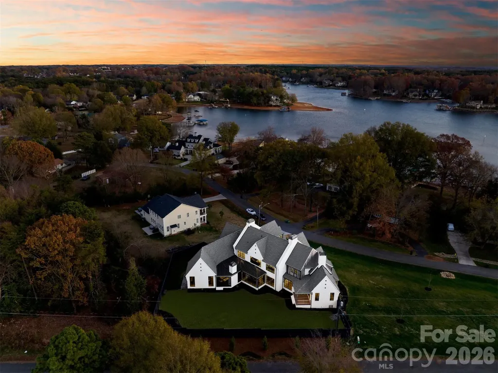 20218 Rainbow Circle Cornelius NC 28031