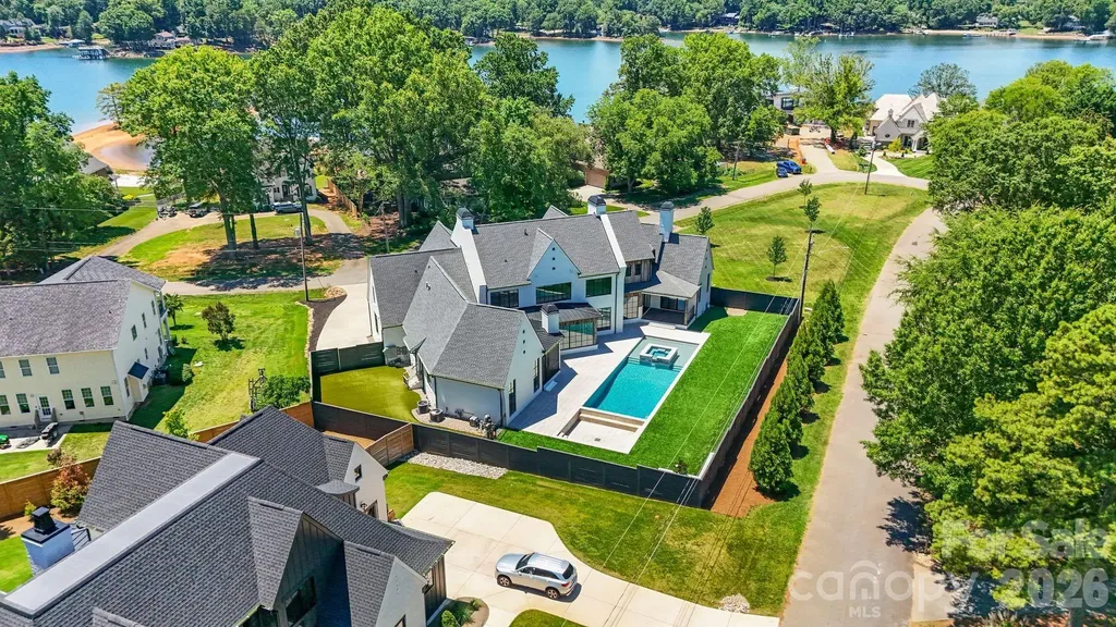 20218 Rainbow Circle Cornelius NC 28031