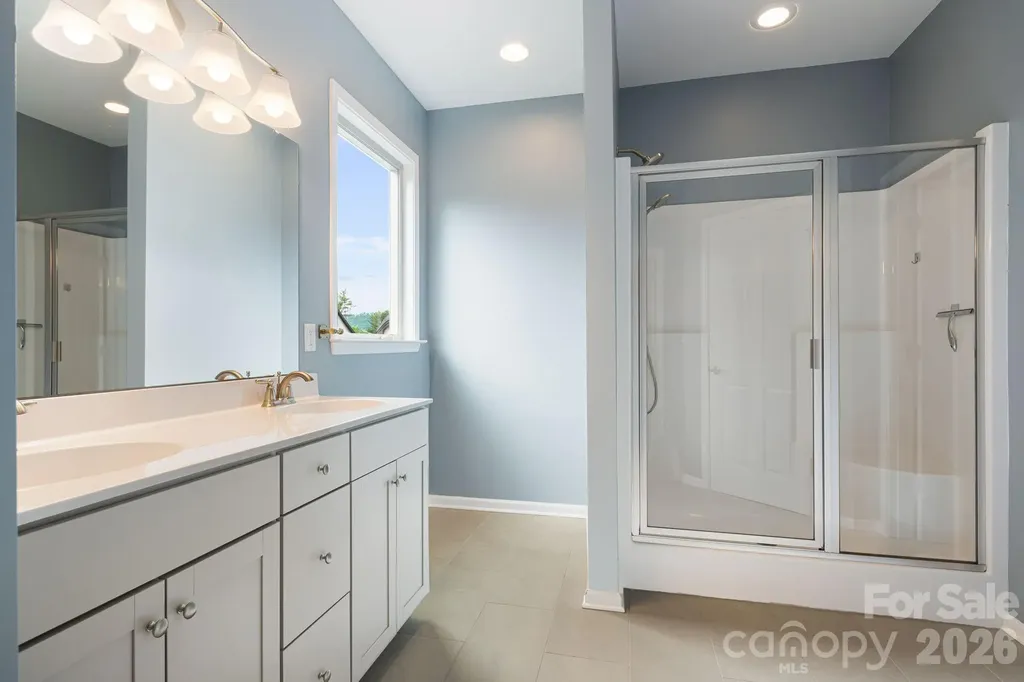 190 Water Leaf Drive Weaverville NC 28787