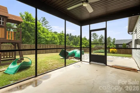 190 Water Leaf Drive Weaverville NC 28787
