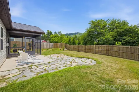 190 Water Leaf Drive Weaverville NC 28787