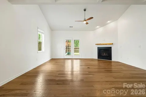 190 Water Leaf Drive Weaverville NC 28787