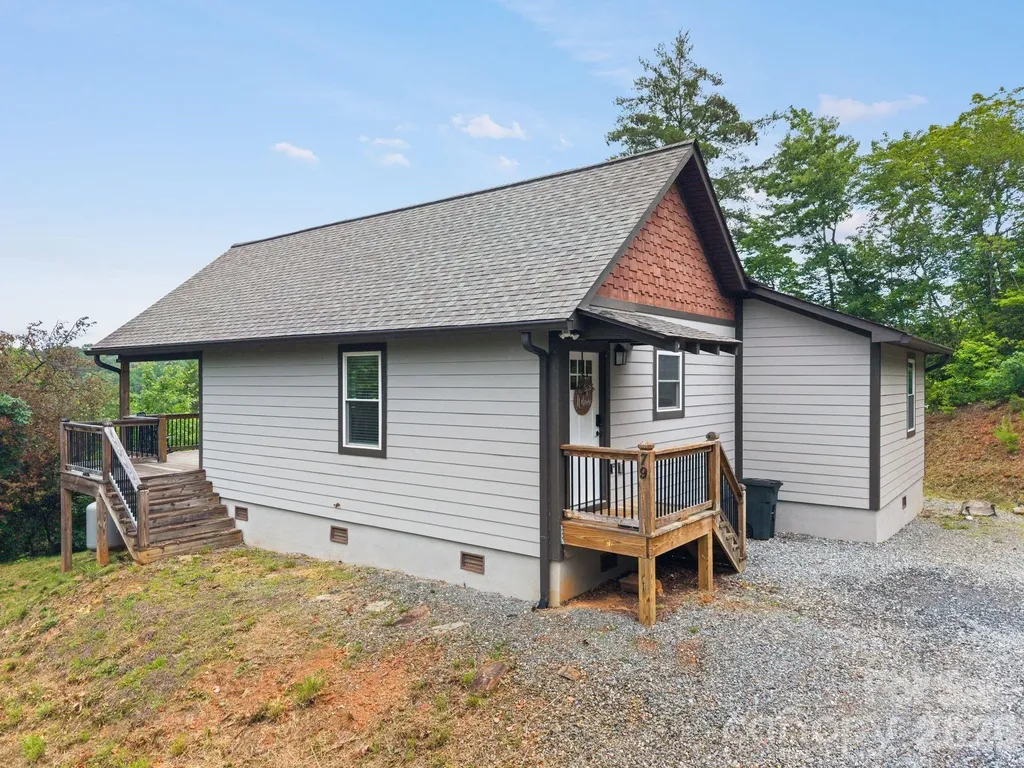 79 Trillium Way Bryson City NC 28713