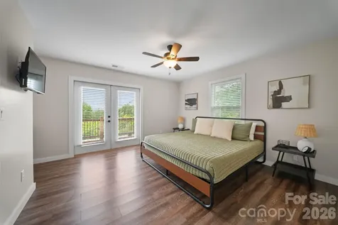 79 Trillium Way Bryson City NC 28713