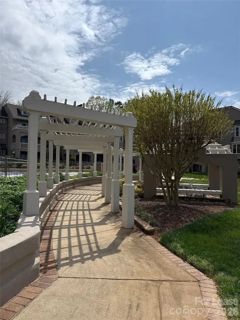 646 Portside Drive Davidson NC 28036