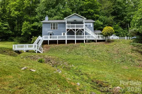 100 Woven Cloud Lane Waynesville NC 28785