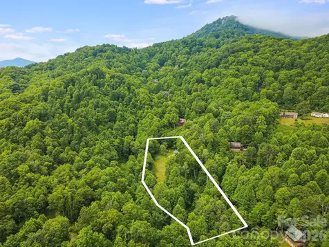 100 Woven Cloud Lane Waynesville NC 28785