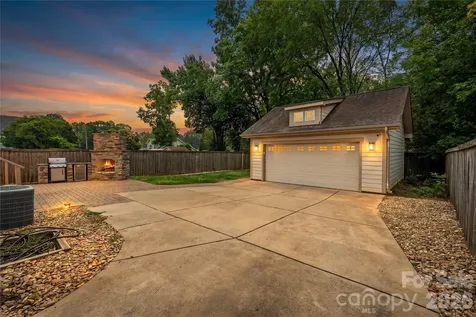 1340 Downs Avenue Charlotte NC 28205